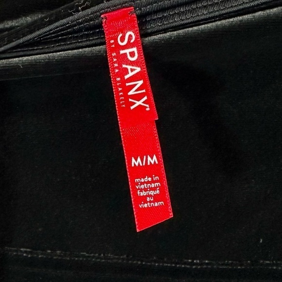 Spanx Black velvet leggings size M - Picture 4 of 10